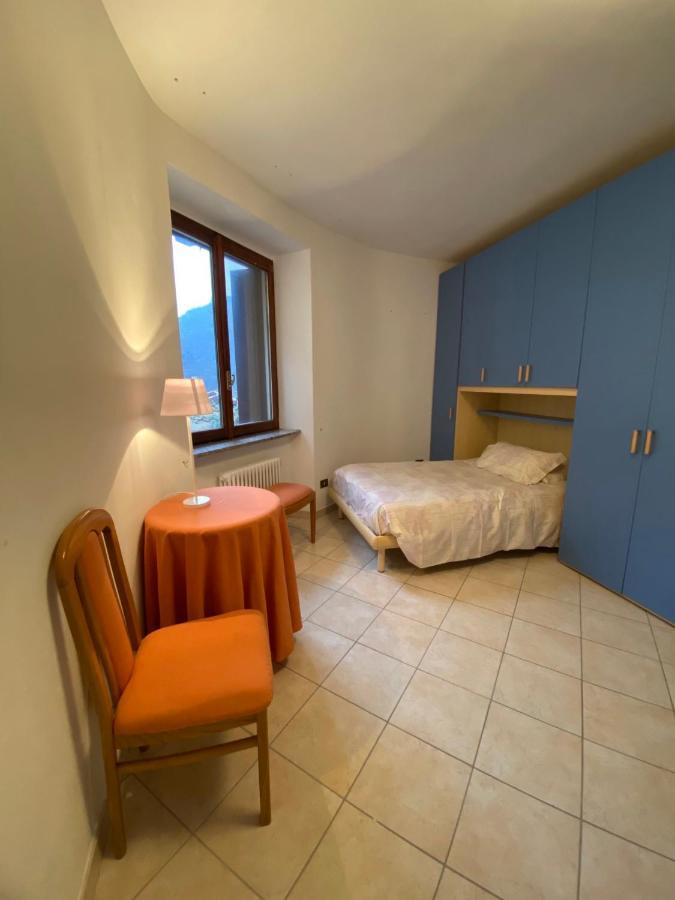 Casa Di Borgo Vista Lago Valsolda Luaran gambar